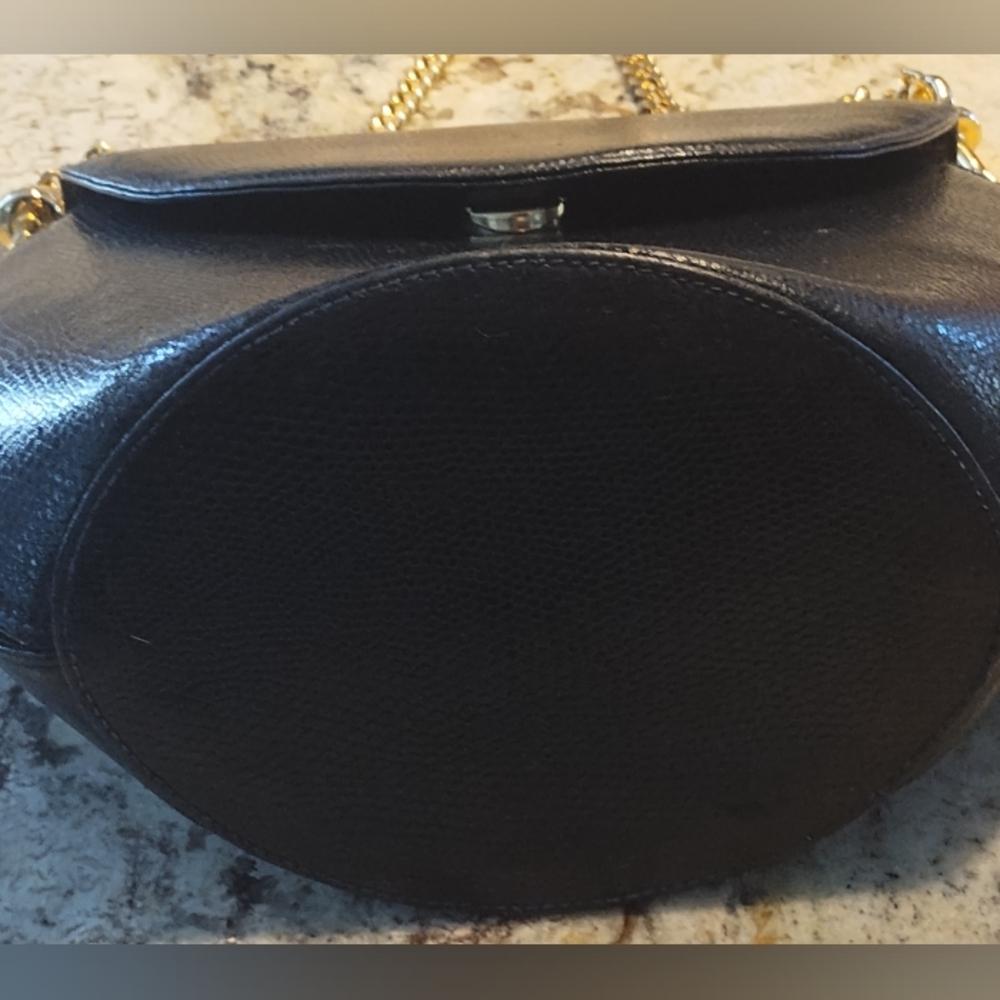 Rodo Black Italian Leather Gold Chain Crossbody Handbag - Picture 6 of 13